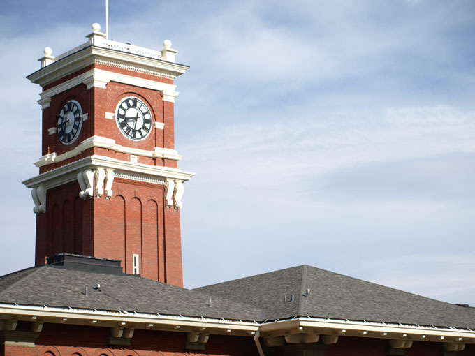 Photo of the WSU Clock Tower at Bryan Hall